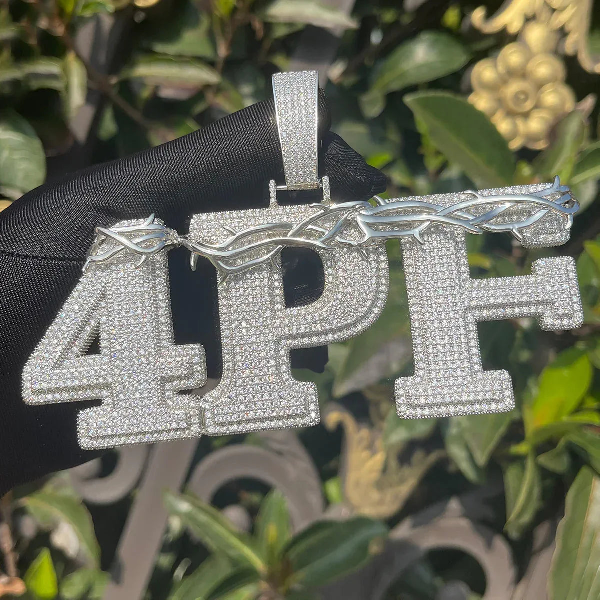 Thorn Crown Edition Iced Out Personalized Custom Name Necklace Pendant - Luxury Custom Jewelry - CaratixJewelry